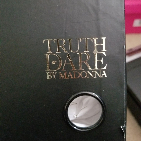 Truth or Dare by Madonna Faroine Black Wedges 6.5 - Picture 4 of 5